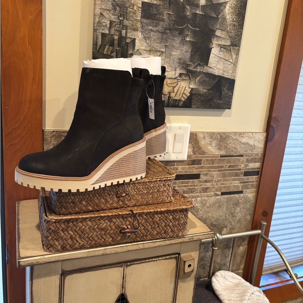 Torrid Black Wedge Ankle Boots